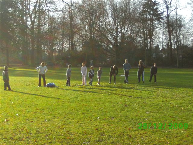 Bolsloop op 28/12/2009 Spelletjes op het gras.