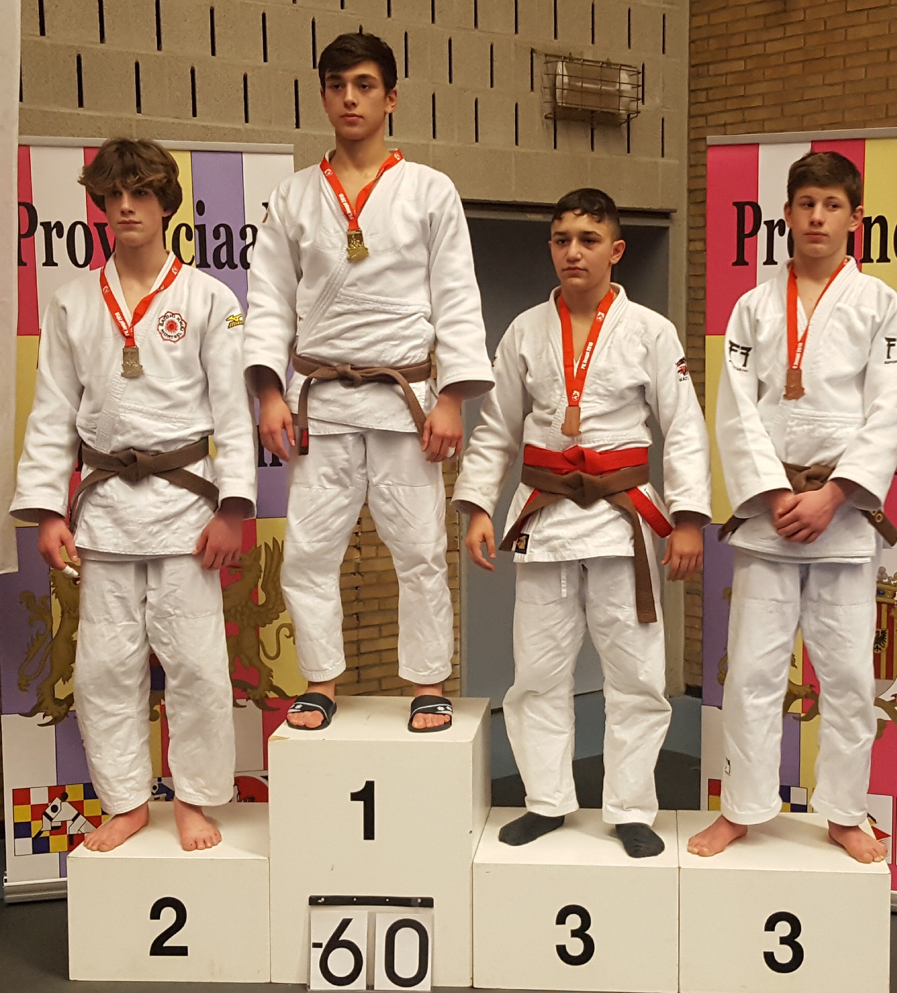ZELEM BATCHAEV U18 wint op voortreffelijke wijze het GOUD.  PROFICIAT!!!