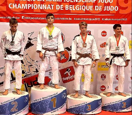 Zelem BATCHAEV bekroont zich op schitterende manier BELGISCH KAMPIOEN U18 na jaren van hard werken..DIKKE PROFICIAT!!!