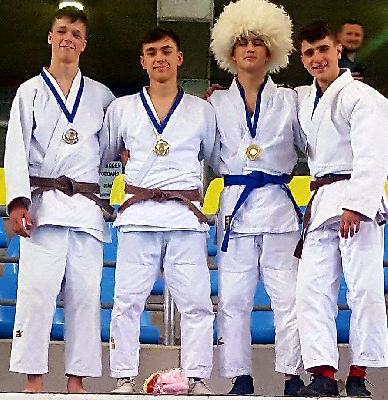 Zelem Batchaev wint het GOUD in toernooi OPEN GENT.  PROFICIAT!