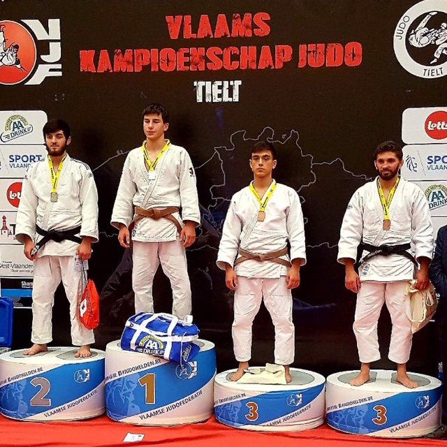 Zelem Batchaev verovert op schitterende wijze het BRONS als U18 op het VLAAMS KAMPIOENSCHAP SENIOREN!!! Een fantastische prestatie!!!