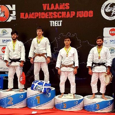 Zelem Batchaev verovert op schitterende wijze het BRONS als U18 op het VLAAMS KAMPIOENSCHAP SENIOREN!!! Een fantastische prestatie!!!