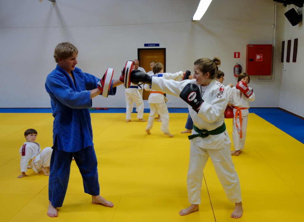 Foto van tijdens onze mini-bokstraining - zomer/judokamp 2012‏